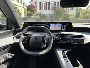 Peugeot 5008 1.2 Hybrid Allure Premium