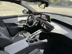 Peugeot 5008 1.2 Hybrid Allure Premium