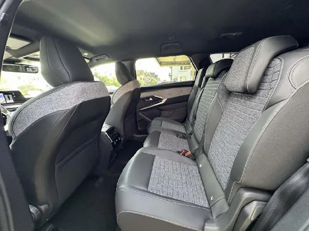 Peugeot 5008 1.2 Hybrid Allure Premium