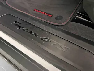 Porsche Taycan GTS Sport Turismo