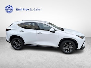 Vehicle image LEXUS NX 450h+ Comfort