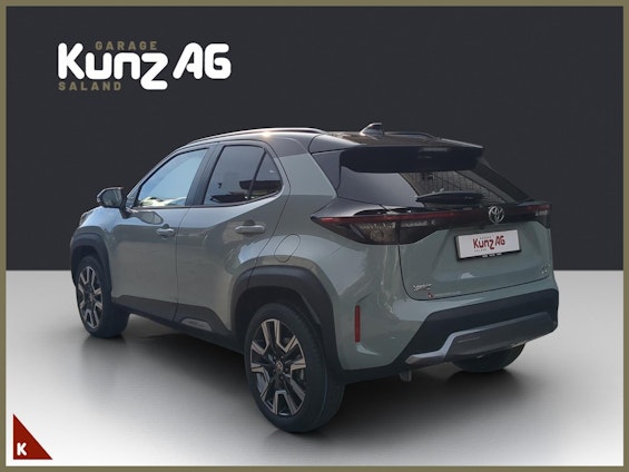 Vehicle image 3 Vehicle image 3