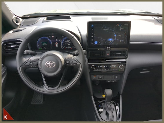 Vehicle image 13 Vehicle image 13