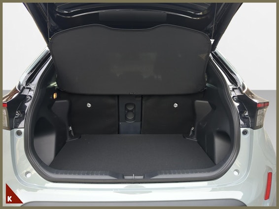 Vehicle image 19 Vehicle image 19