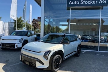 Vehicle image KIA EV3 0 Vehicle image KIA EV3 0