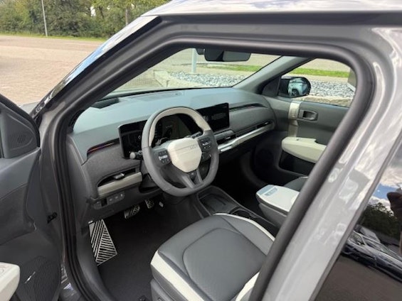 Vehicle image 5 Vehicle image 5