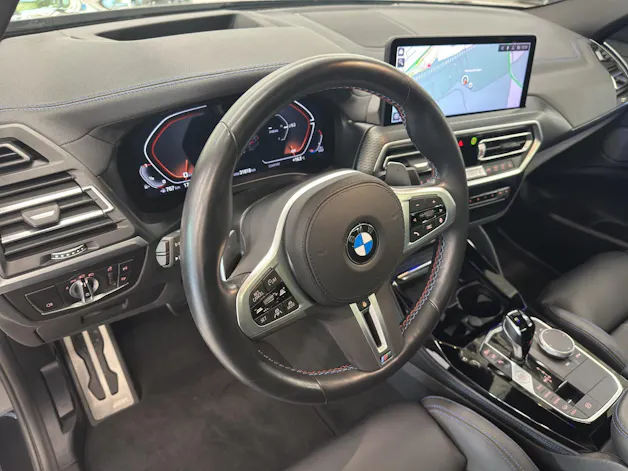 BMW X4 M40i