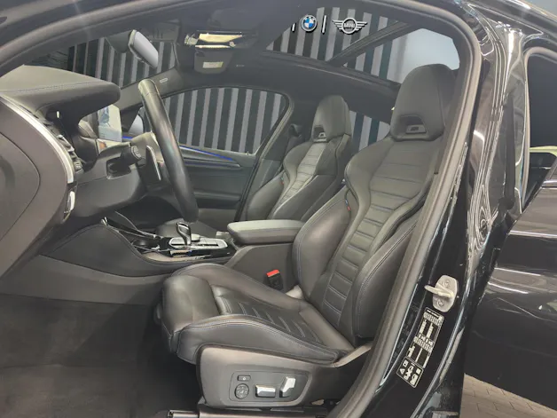 BMW X4 M40i