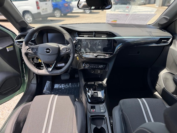 Vehicle image 11 Vehicle image 11