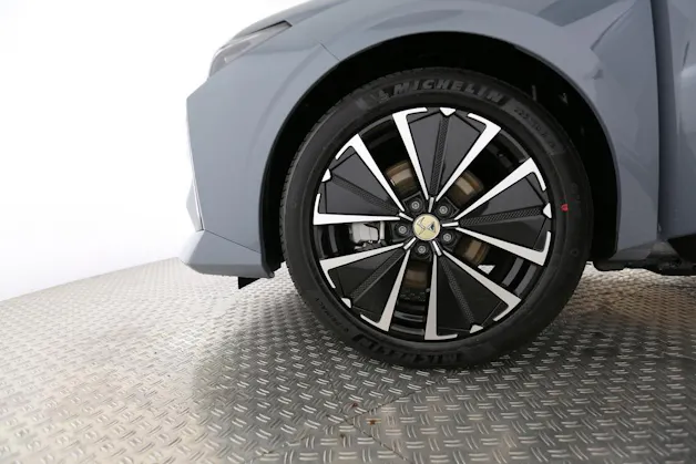 DS Automobiles E-Tense Jules Verne