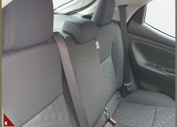 Vehicle image 18 Vehicle image 18