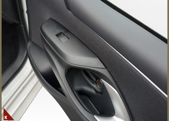 Vehicle image 16 Vehicle image 16