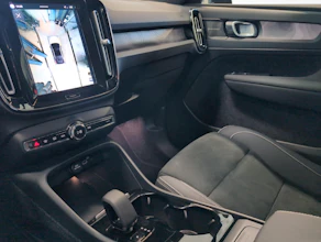 https://vehicle.imgix.net/4034785/a52a89b6-acae-4558-9ab1-a089c0ec152c.jpg