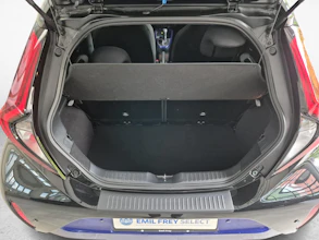 https://vehicle.imgix.net/4034787/98e347a7-1960-4e20-8f2a-742925ad1c62.jpg