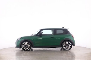 Vehicle image MINI F66 2.0i Cooper S