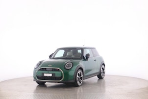 Vehicle image MINI F66 2.0i Cooper S