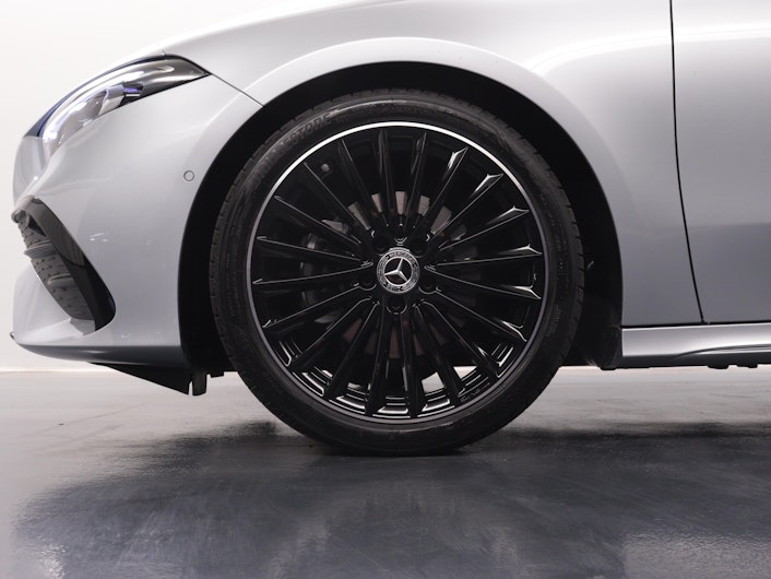 Vehicle image MERCEDES-BENZ A 200