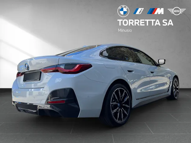 BMW i4 eDrive40
