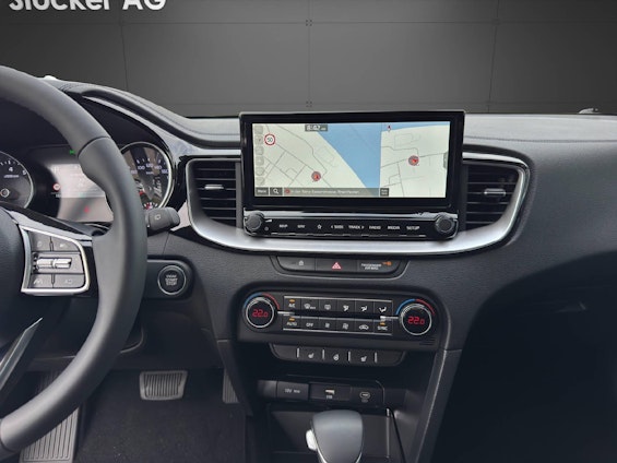 Vehicle image 8 Vehicle image 8