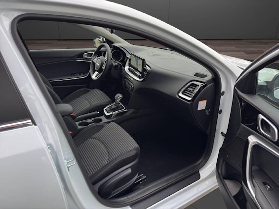 Vehicle image 11 Vehicle image 11