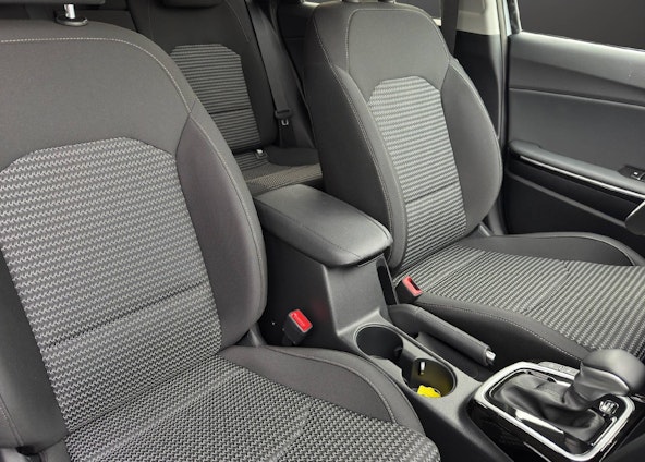 Vehicle image 9 Vehicle image 9