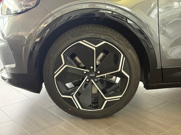 Vehicle image FORD CAPRI