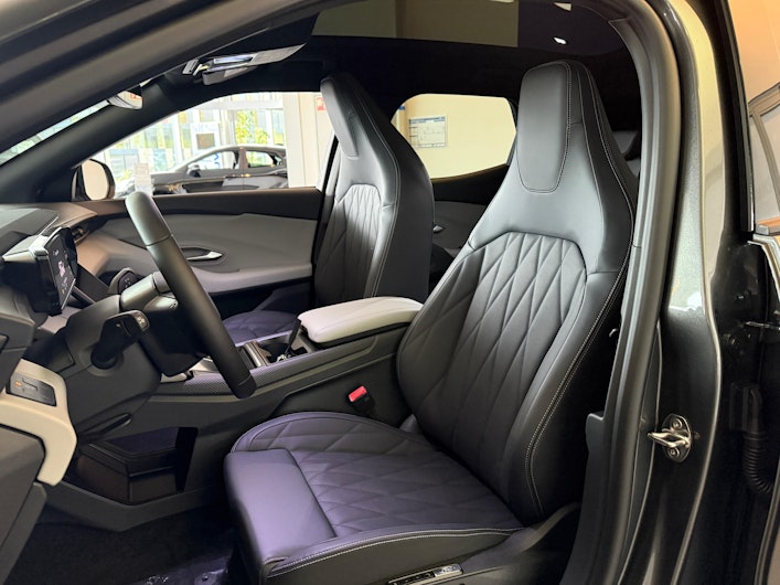 Vehicle image FORD CAPRI