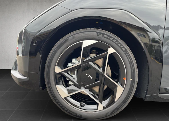 Fahrzeugbild 32 Fahrzeugbild 32