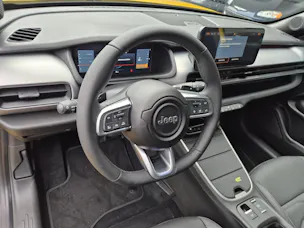 Jeep Avenger 1.2 MHEV Overland 4xe