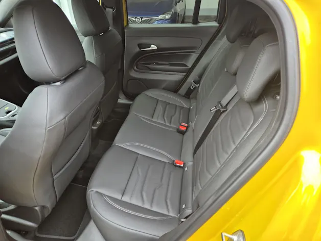 Jeep Avenger 1.2 MHEV Overland 4xe