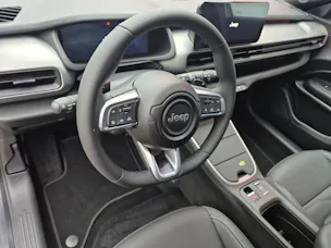 Jeep Avenger 1.2 MHEV Overland 4xe