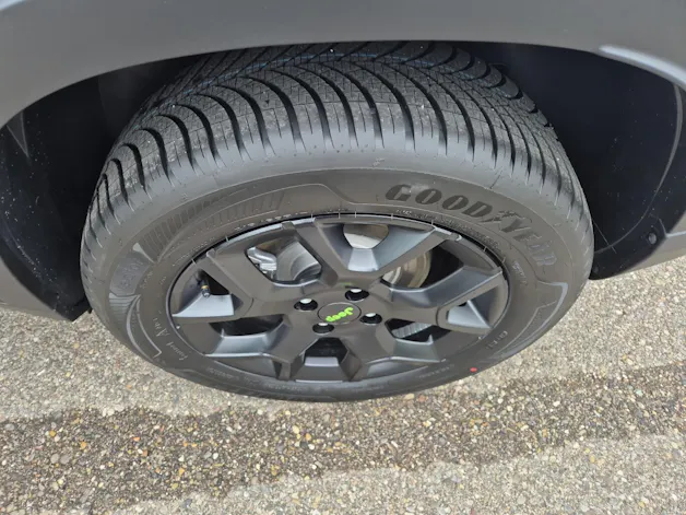 Jeep Avenger 1.2 MHEV Overland 4xe