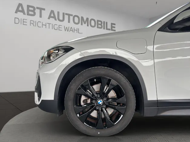 BMW X1 xDrive25e