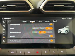 MG ZS 1.5 Hybrid+ Luxury
