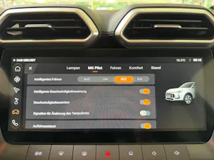 MG ZS 1.5 Hybrid+ Luxury
