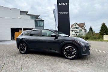 Vehicle image KIA EV4 0 Vehicle image KIA EV4 0