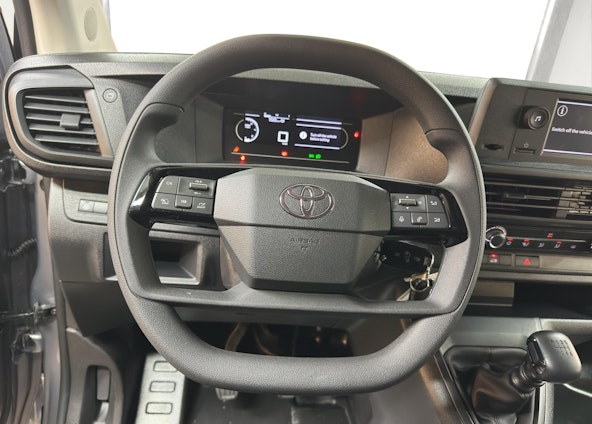 Vehicle image 10 Vehicle image 10