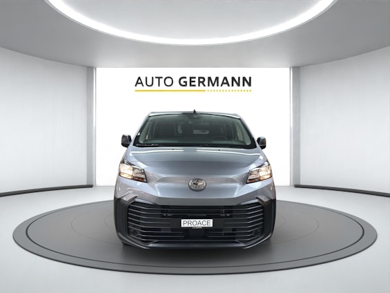 Vehicle image 4 Vehicle image 4