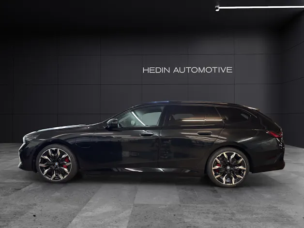 BMW 550e xDrive Touring