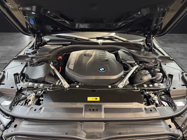 BMW 550e xDrive Touring