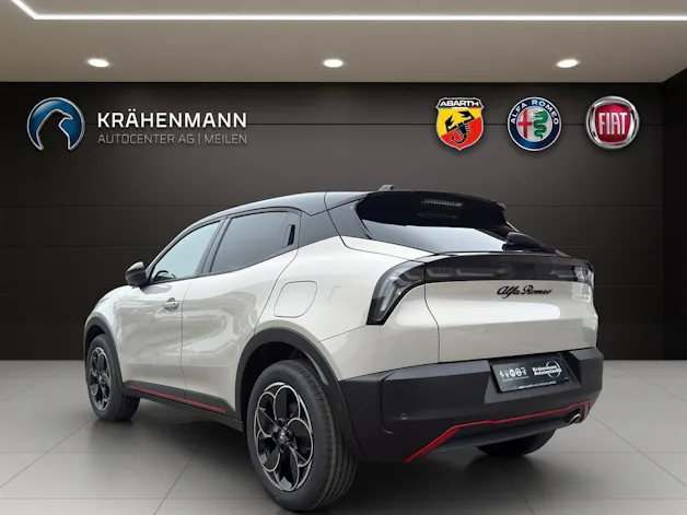 Alfa Romeo Junior 1.2 Ibrida Q4