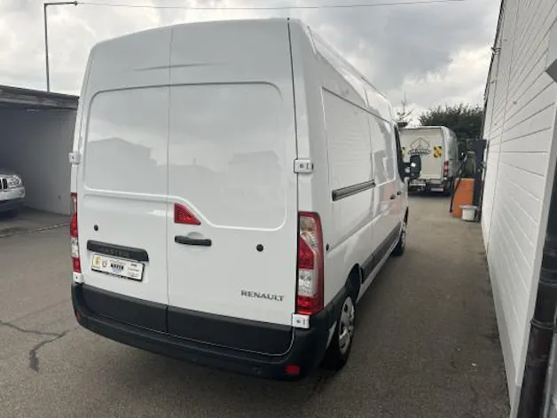Renault Master T35 BdCi135 L2H2