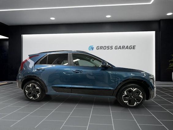 Vehicle image 3 Vehicle image 3