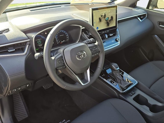 Vehicle image 9
