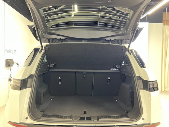 Vehicle image 11 Vehicle image 11