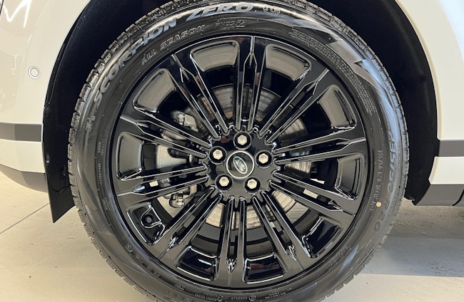 Vehicle image 10 Vehicle image 10