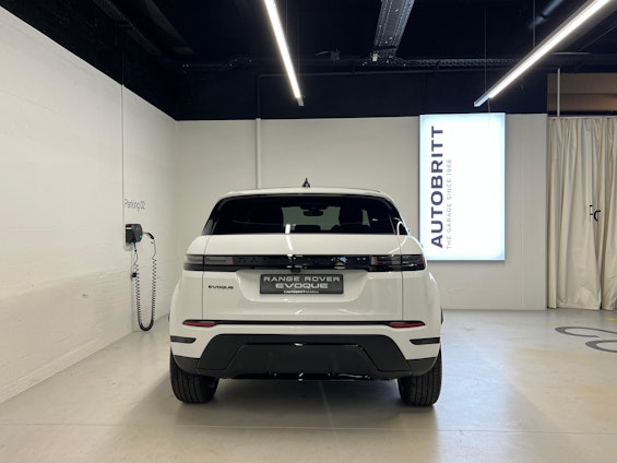 Vehicle image 8 Vehicle image 8