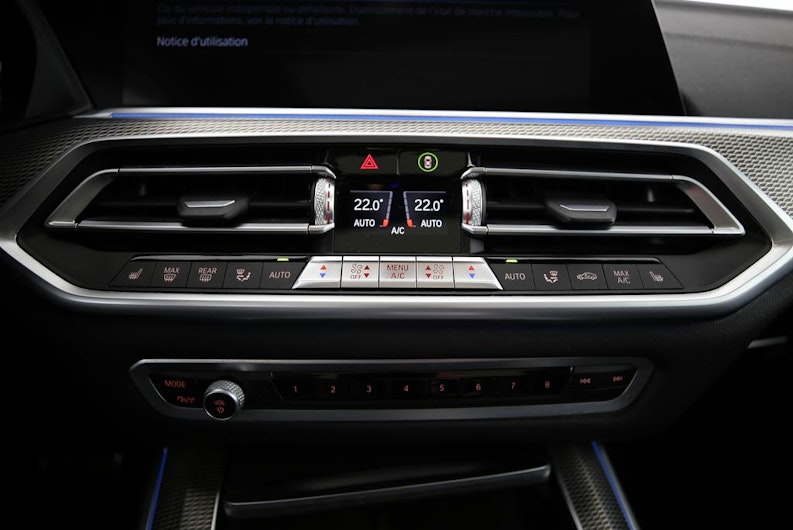 Vehicle image BMW X5