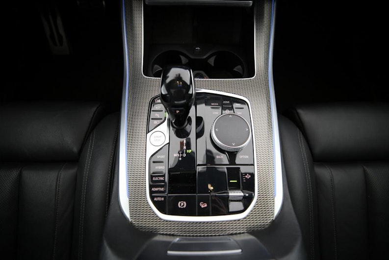 Vehicle image BMW X5