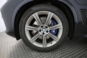 Vehicle image BMW X5 45e xDrive SAG